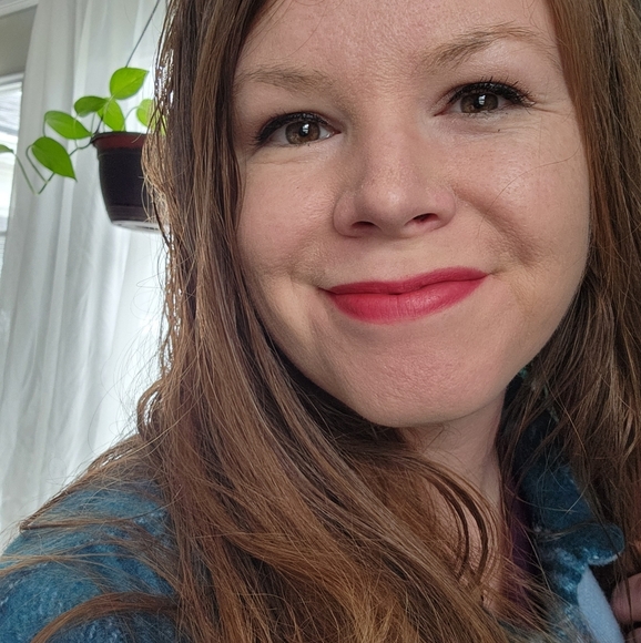 Meet your Posher, Brandi - Picture 1 of 1